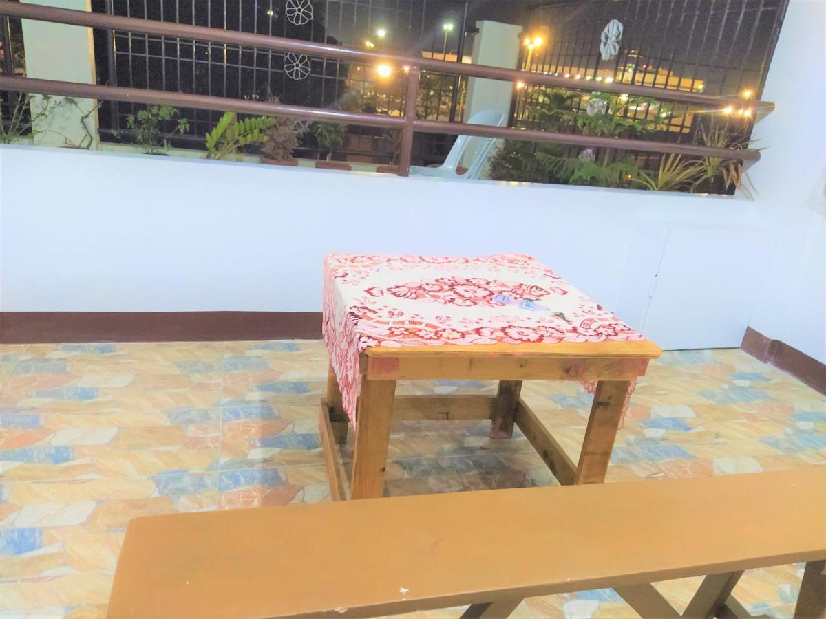 Jb Valdres Apartment Manila Exterior photo